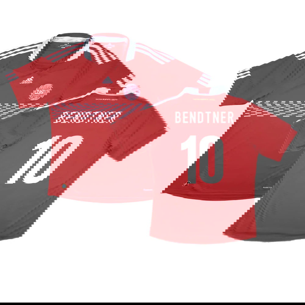 2010-2011 Denmark Home Shirt (Bendtner 10)