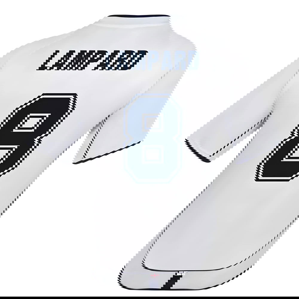 England 2002 Retro Football Shirt (LAMPARD 8)